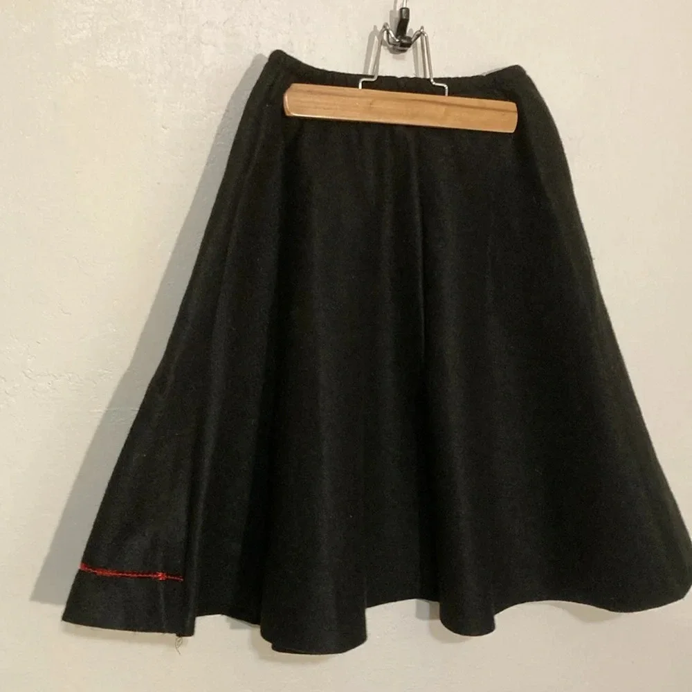 Circle skirt with bowling pins Vintage Storybook Heirlooms size Small